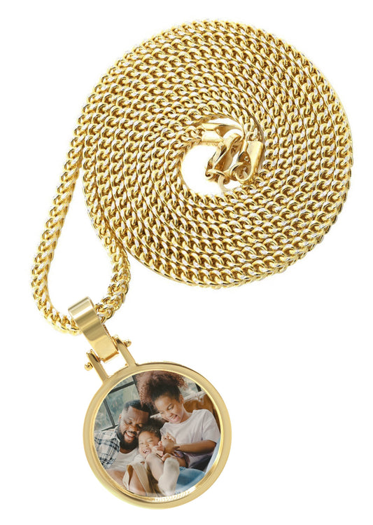 10K Yellow Gold Small Round Picture Pendant