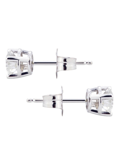 Round Diamond Stud Earrings | 0.65 Carats
